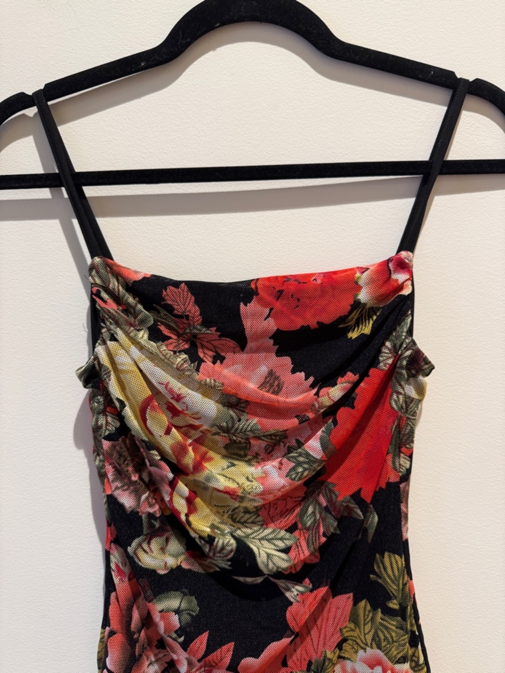 superdown Marnie Floral Mini Dress size X-Small - Picture 3 of 9